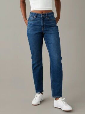 AMERICAN EAGLE Women's Size 4 Stretch Mom Jeans Medium Wash Ankle Length Tapered